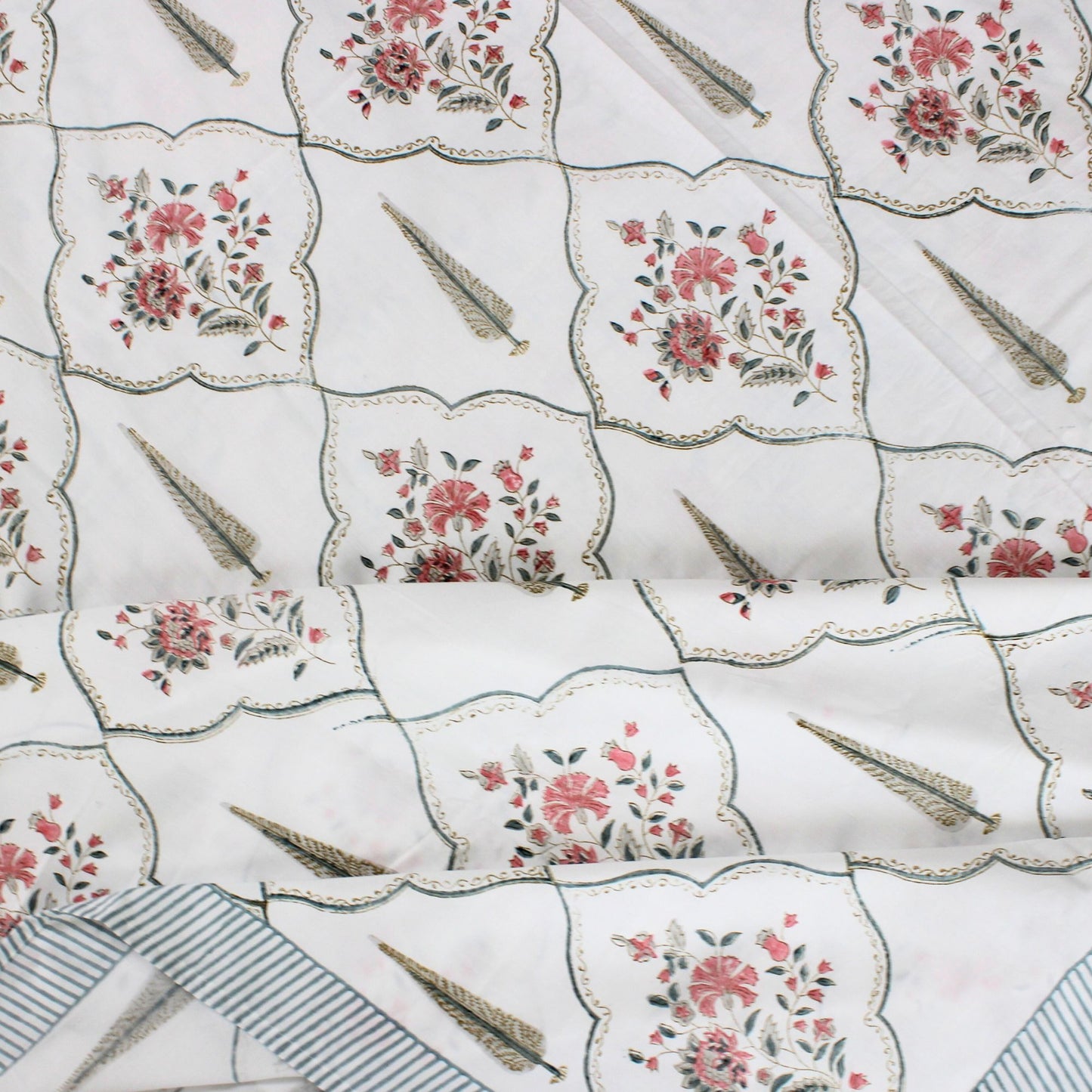 Colours Of The Garden: Bedsheet