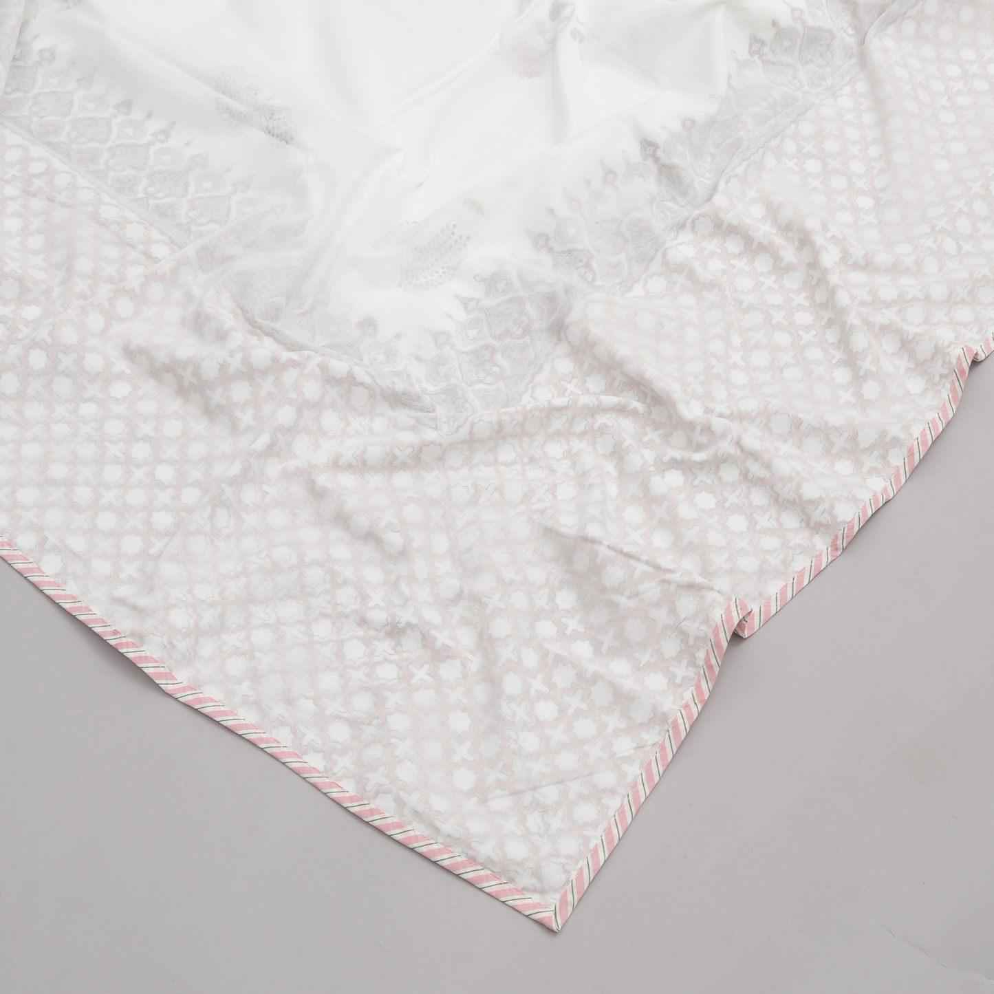 Floral Hues Muslin Dohar