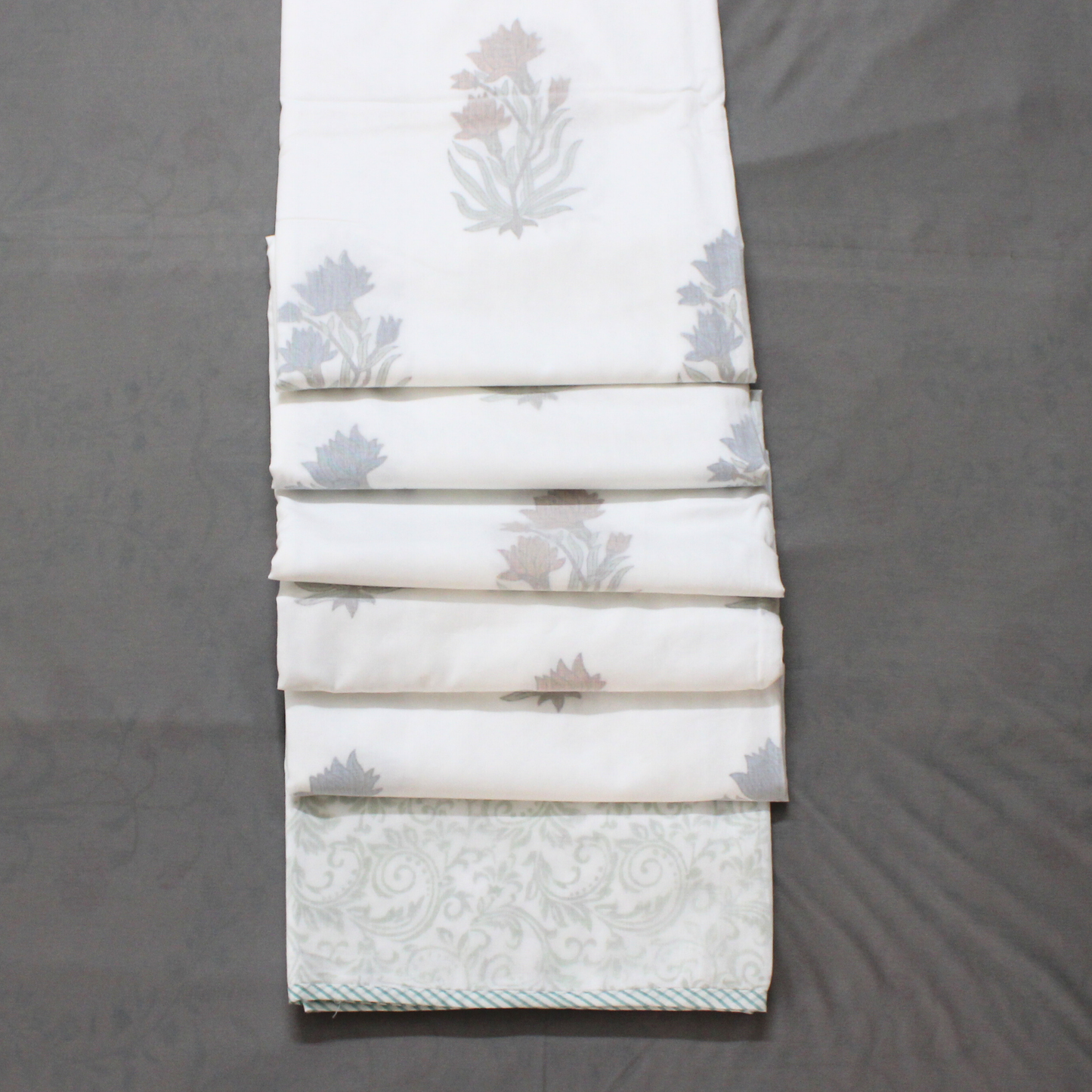 Floral Hues Muslin Dohar