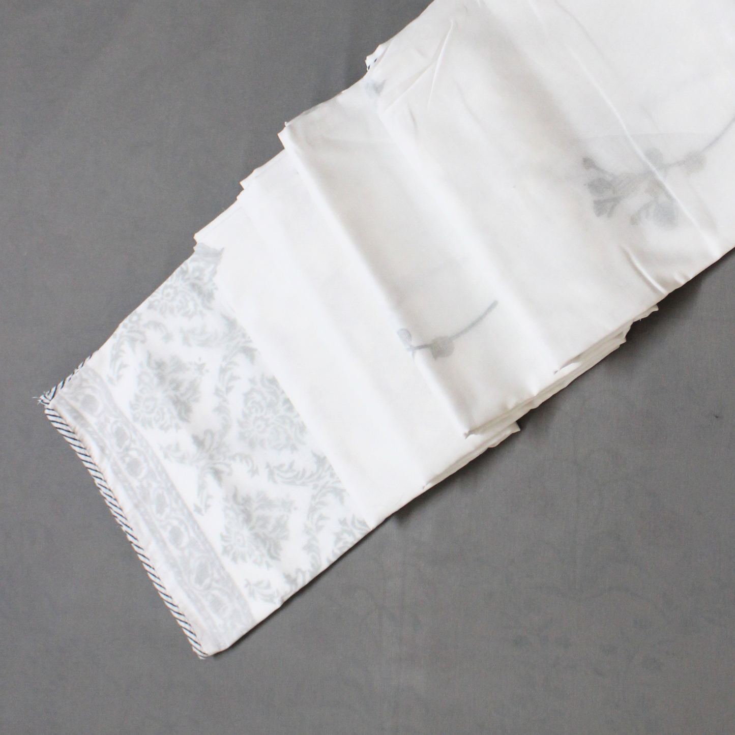 Floral Hues Muslin Dohar