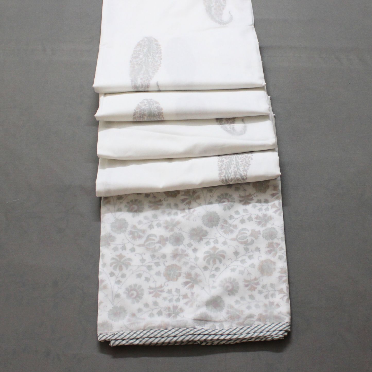 Floral Hues Muslin Dohar