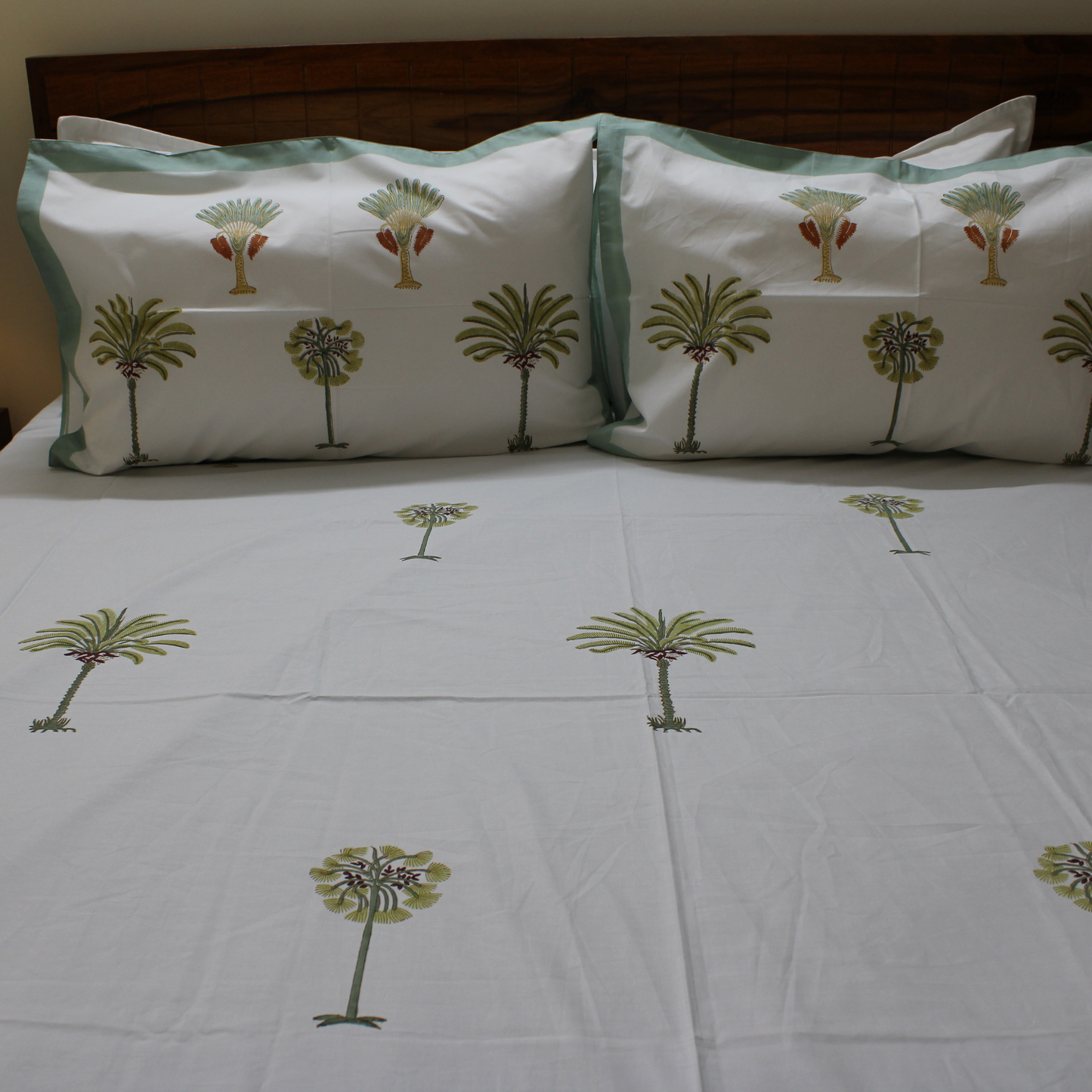 Colours Of The Garden-Handblock Bedsheet