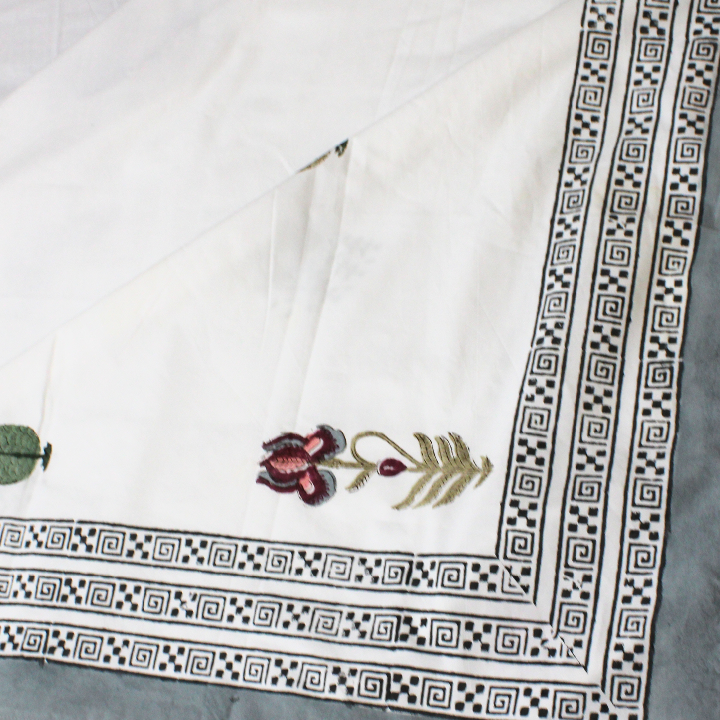 Colours Of The Garden: Handblock Bedsheet