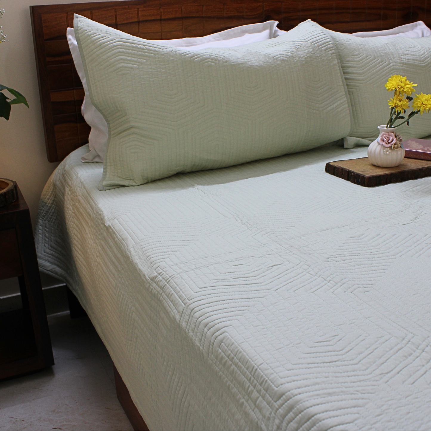 Serene Stitch Quilted Bedcover – Mint Mist