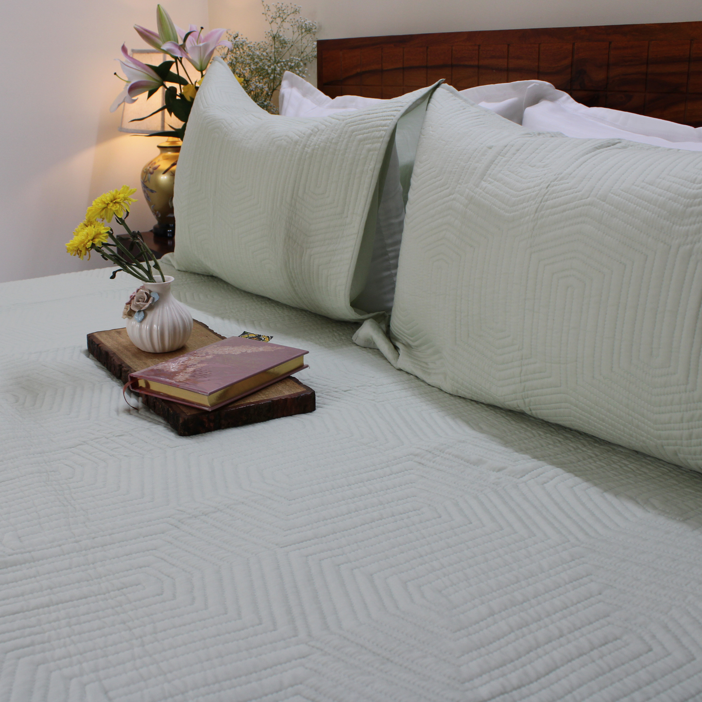 Serene Stitch Quilted Bedcover – Mint Mist