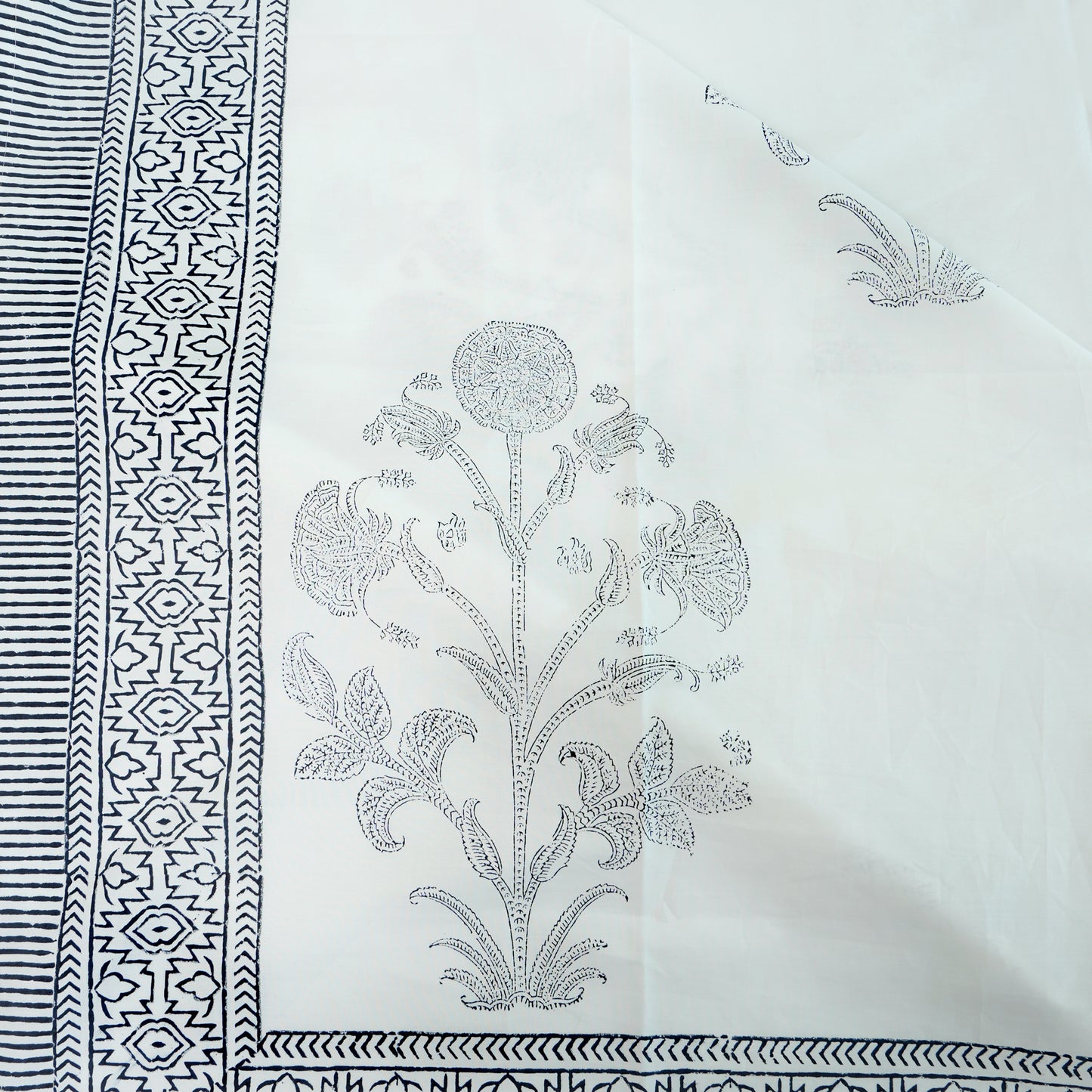 Chinar Bagh Handblock Bedsheet