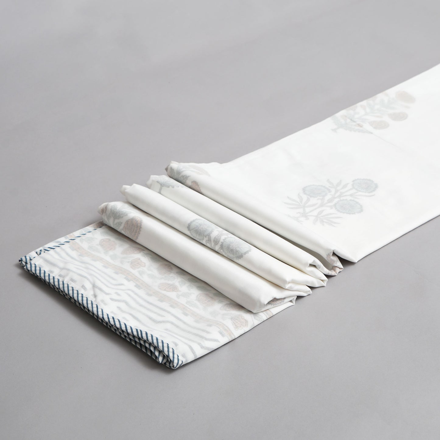 Floral Hues Muslin Dohar