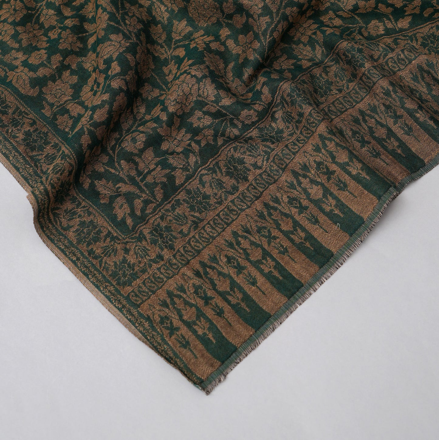 Zari Dorukha Wool Shawl -Green