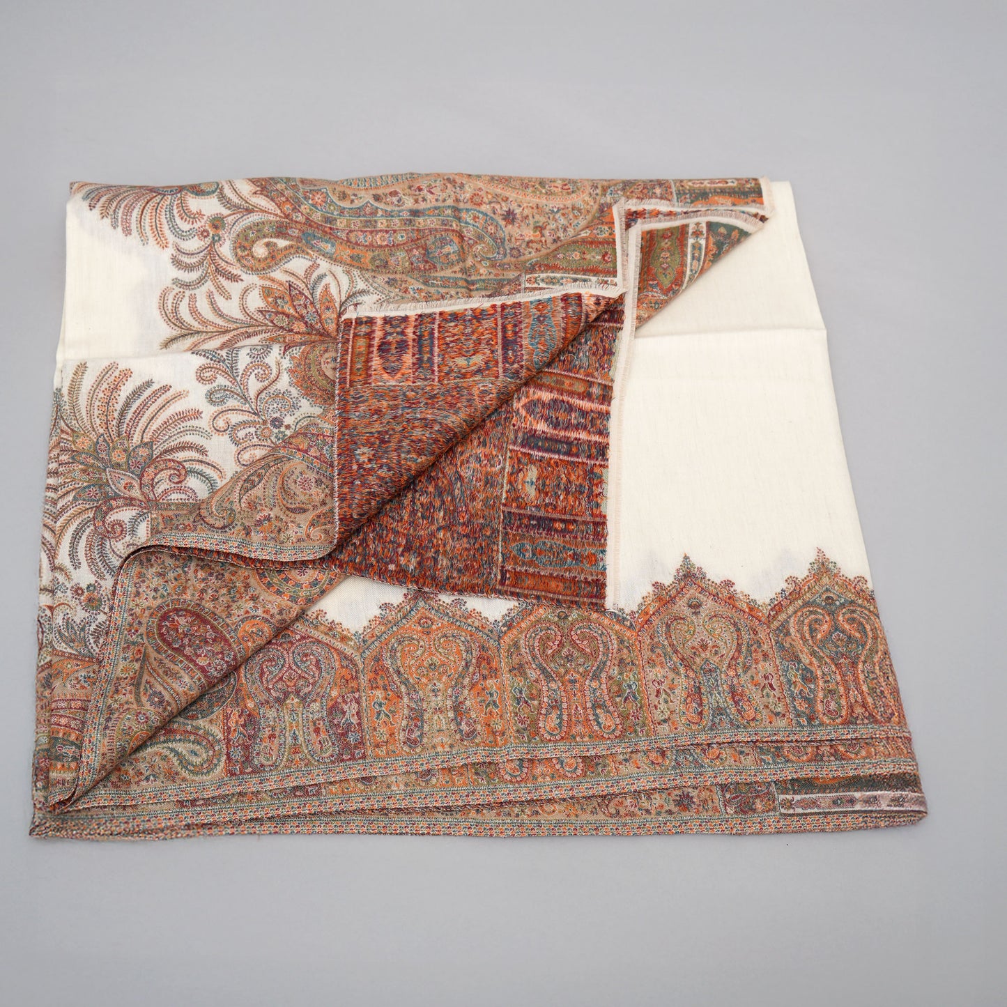Paisley Border Fine Wool- Shawl