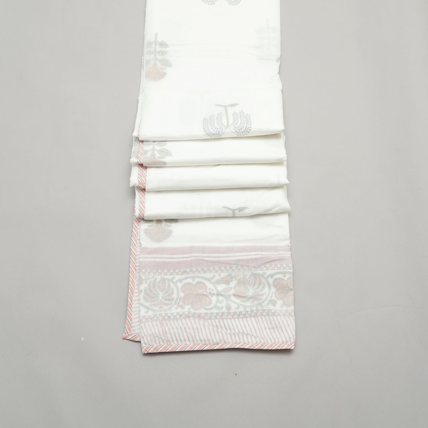 Floral Hues Muslin Dohar