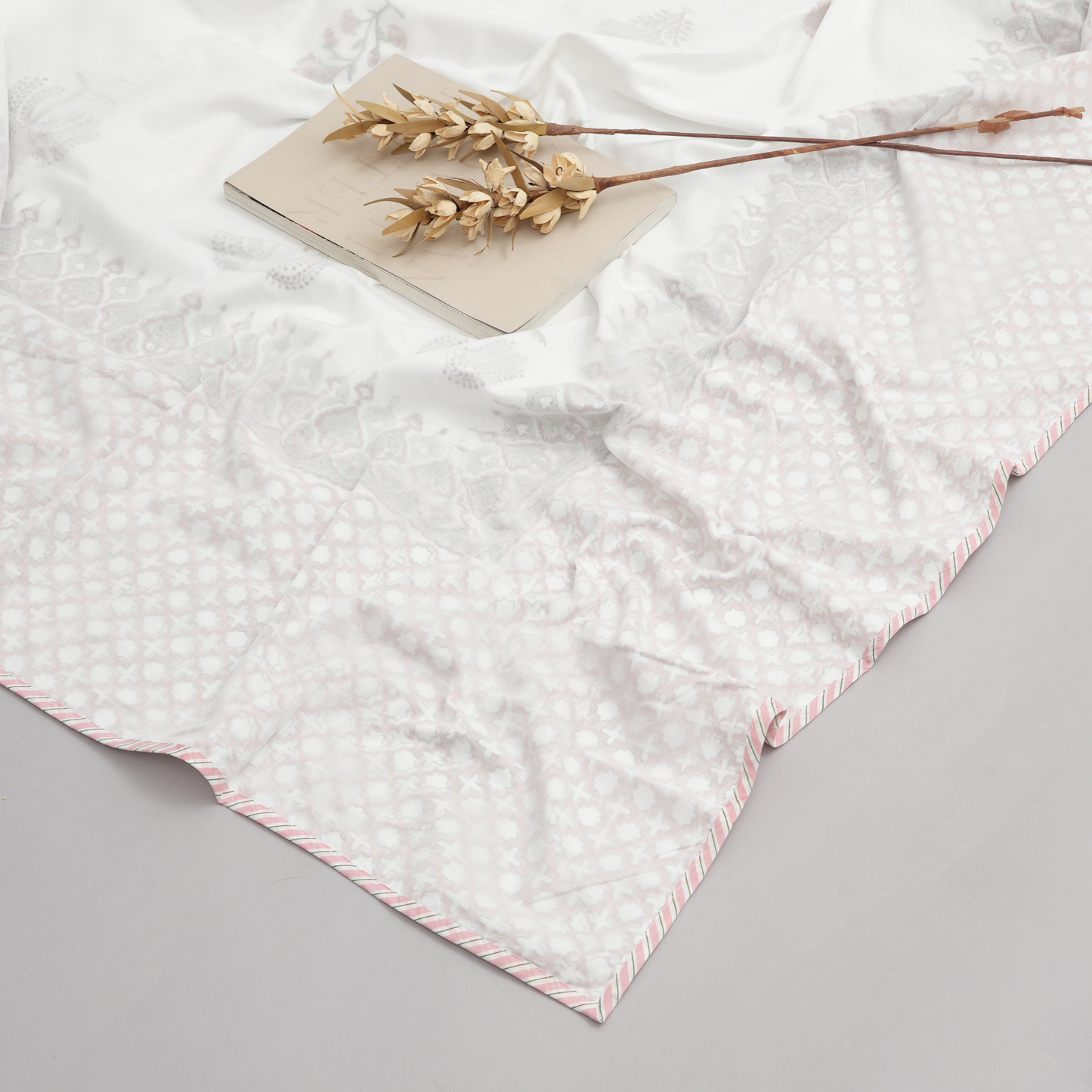 Floral Hues Muslin Dohar