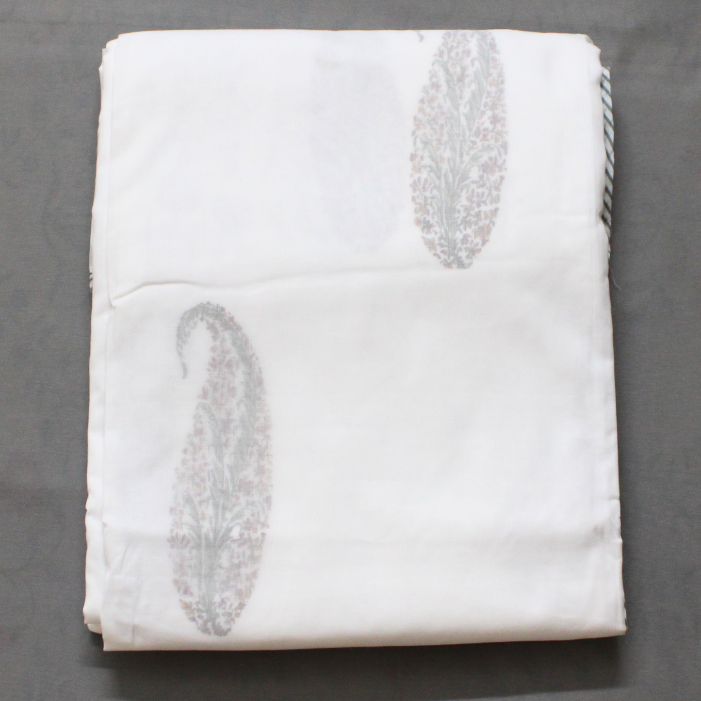 Floral Hues Muslin Dohar