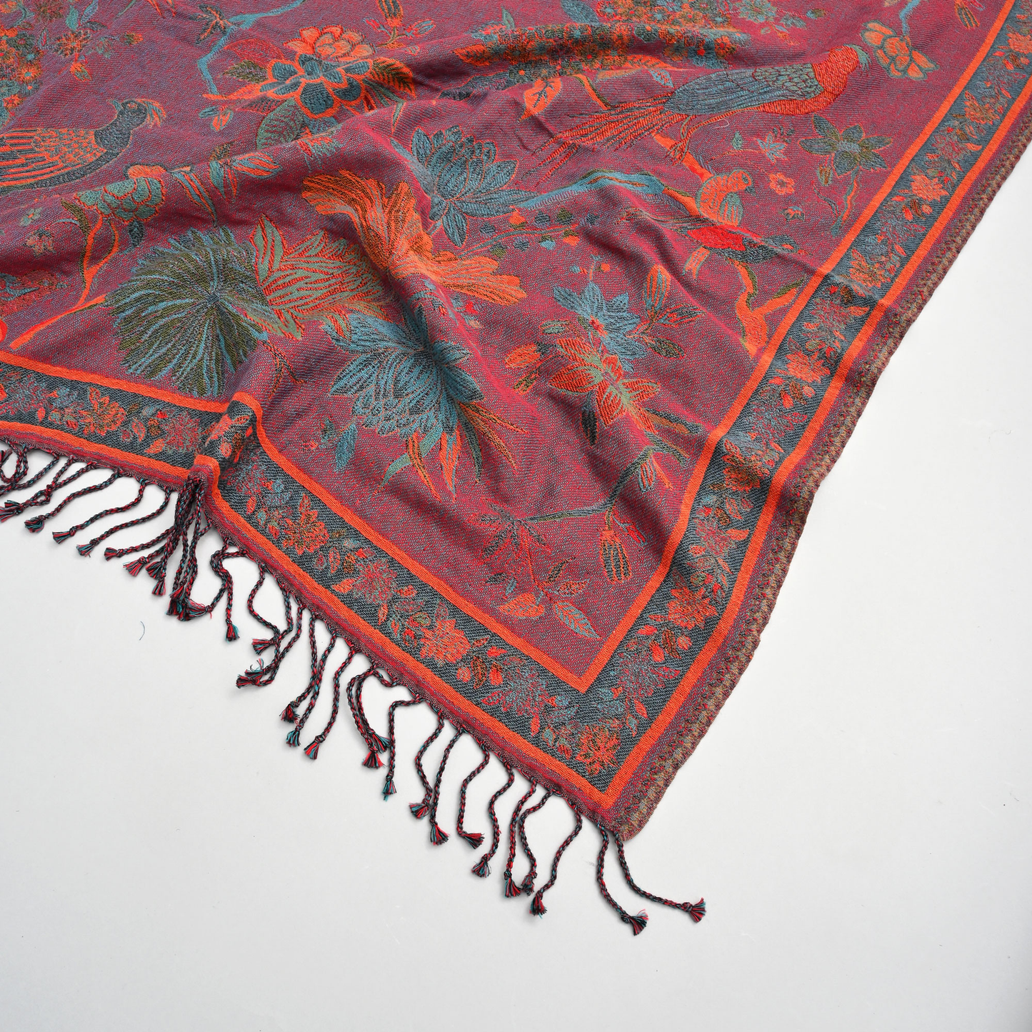 Noir Bloom Throw