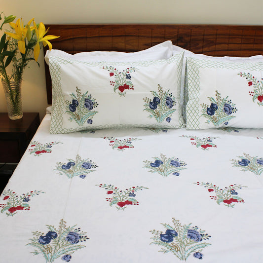 Colours Of The Garden: Bedsheet