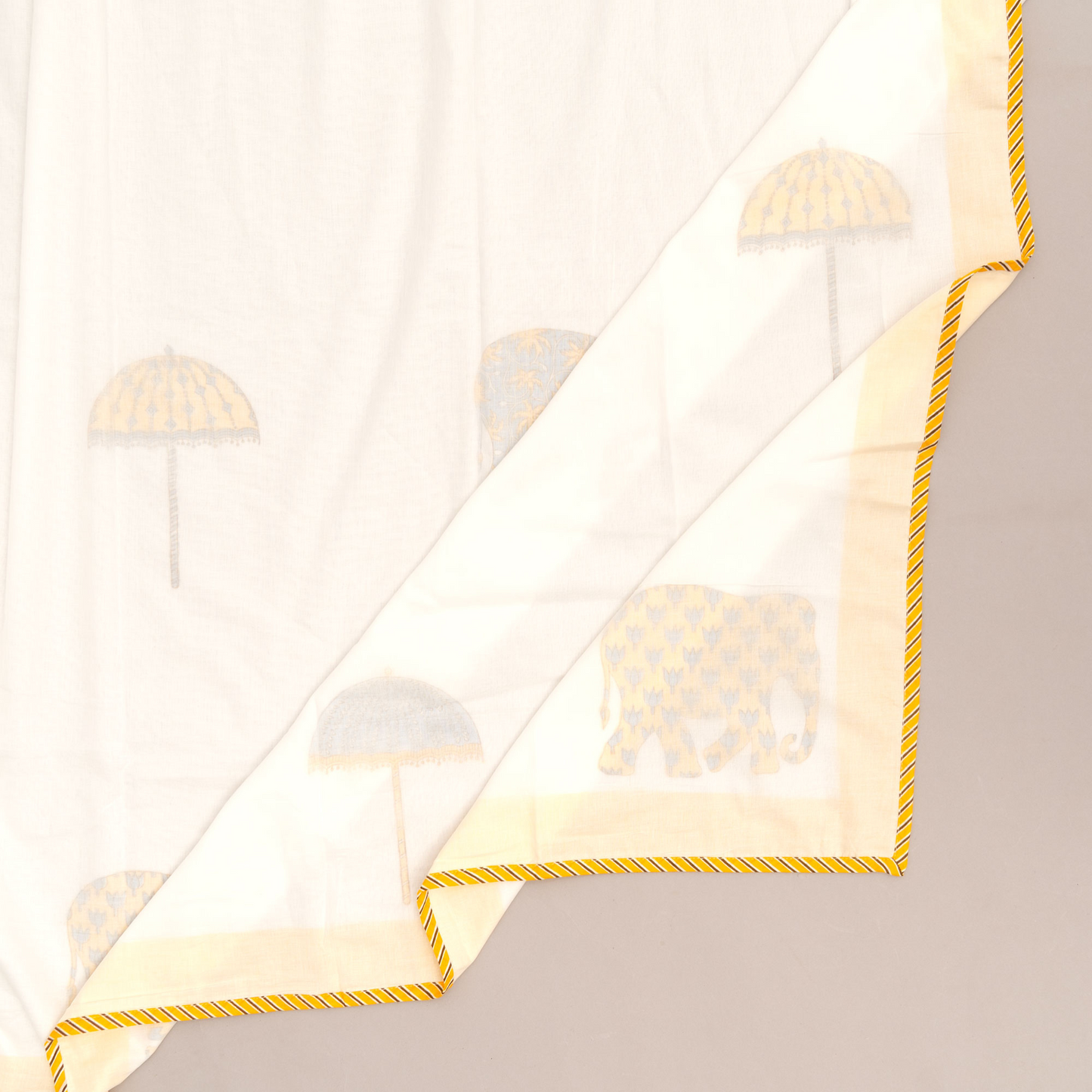 Floral Hues Muslin Dohar