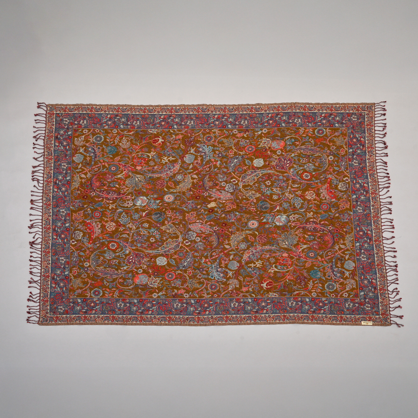 Vintage Vana Throw