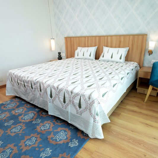 Colours of the Garden: Bedsheet