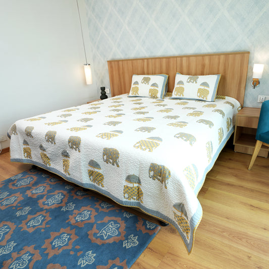 Kainaat - Handblock Quilted Bedcover