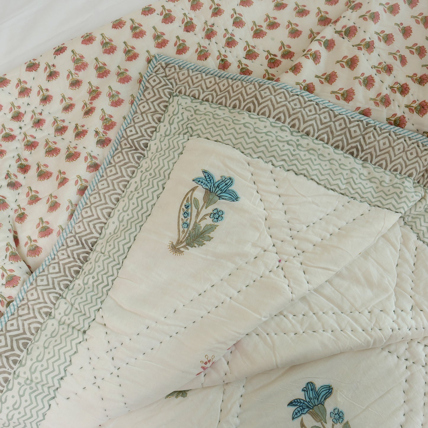 Colours Of The Garden-Cotton Quilt